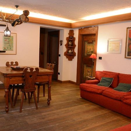 Ai Piedi Della Marmolada Canazei Exterior foto