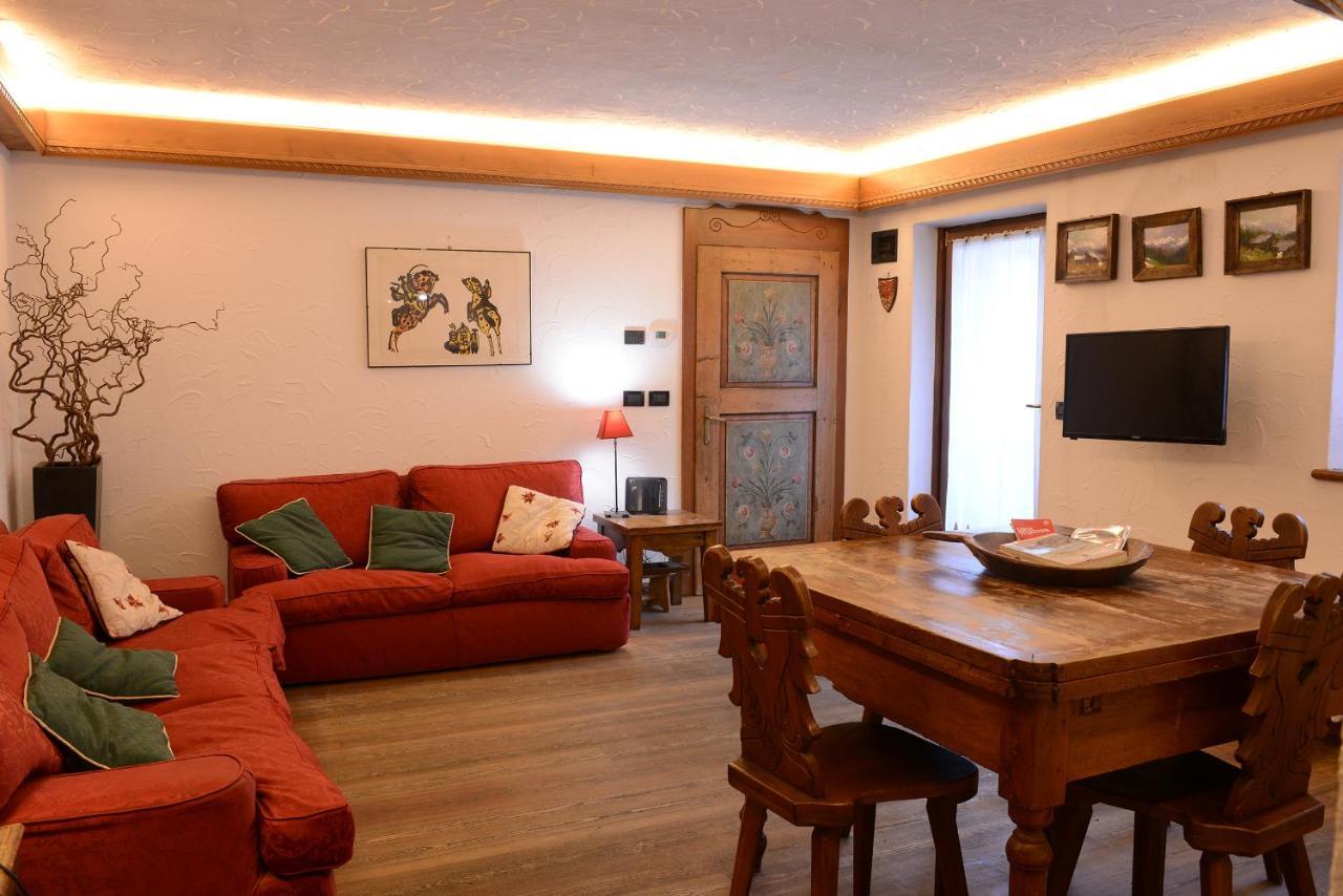 Ai Piedi Della Marmolada Canazei Exterior foto