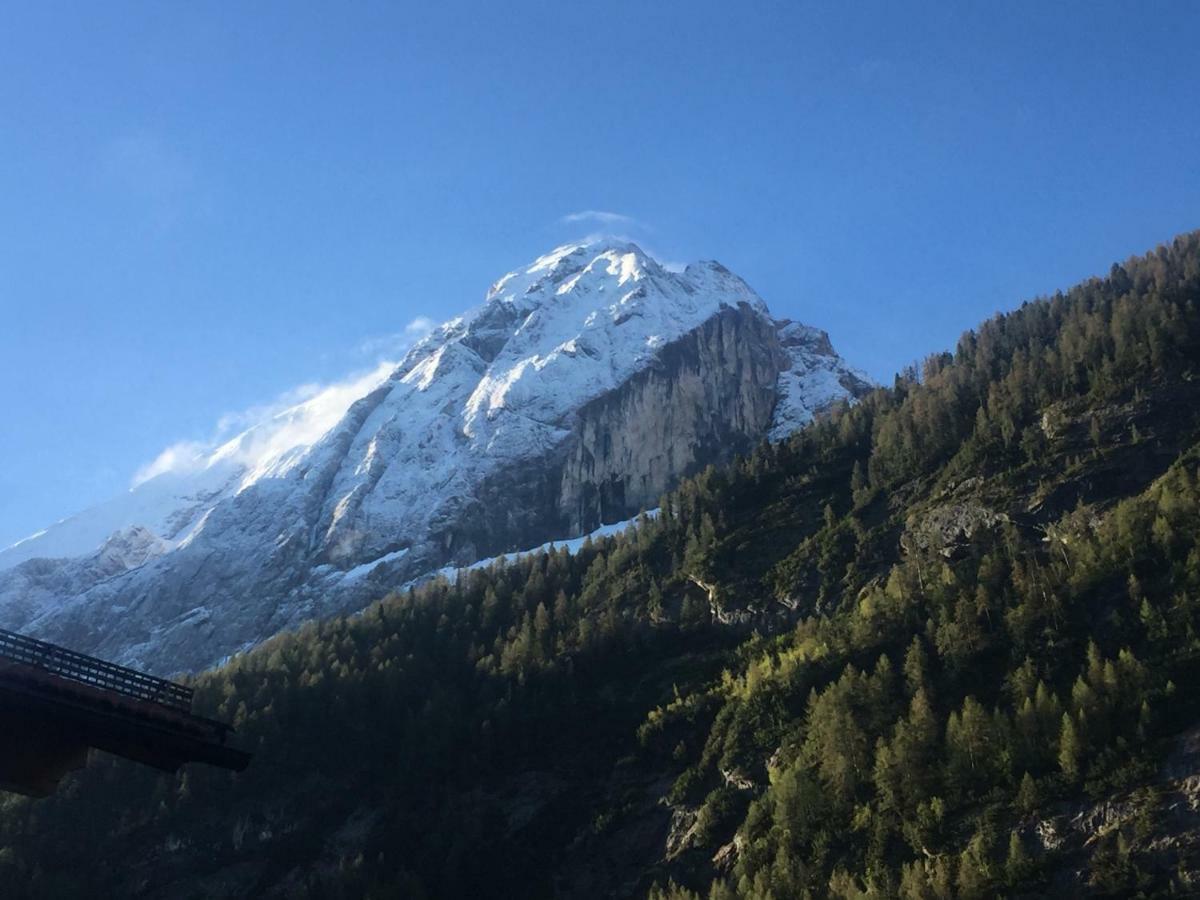 Ai Piedi Della Marmolada Canazei Exterior foto